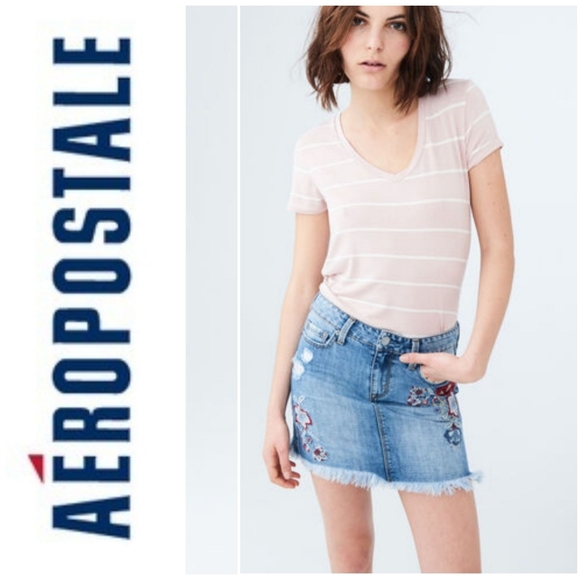 Aeropostale - Picture 3 of 8